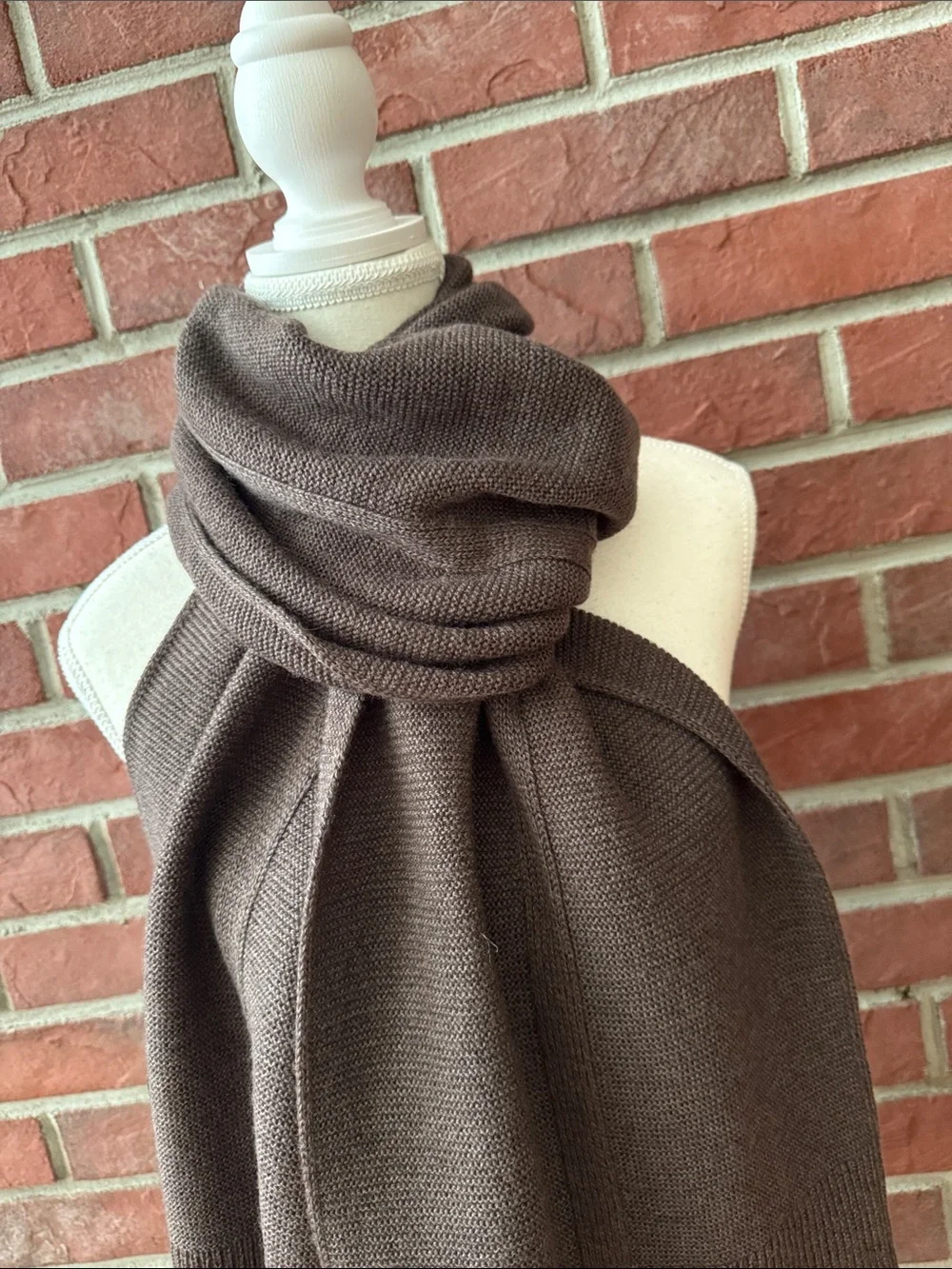 Banana Republic Extra Fine Merino Wool Knit Scarf Dark Brown 12”x80” NWOT